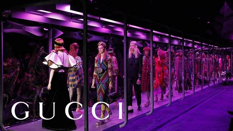 gucci sfilerà a capri nel 2017|gucci fall winter fashion show 2017.